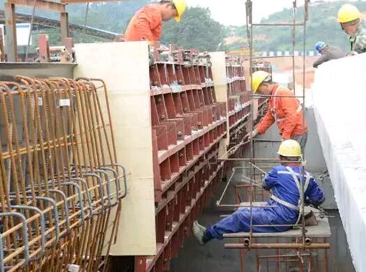 防撞護欄施工圖