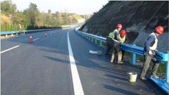 波形梁護(hù)欄施工