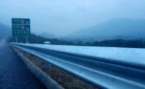 影響波形護欄防護性能的內在因素分析