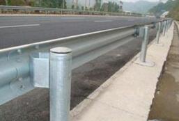 波形護(hù)欄立柱