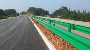 波形梁鋼護欄的安裝