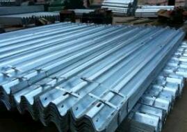 2016.8.16波形護欄板(圖)護欄板報價