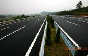 波形護欄市場盛宴即將收場