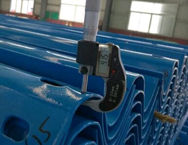 交通要真正成為發展先行官--波形護欄板廠家