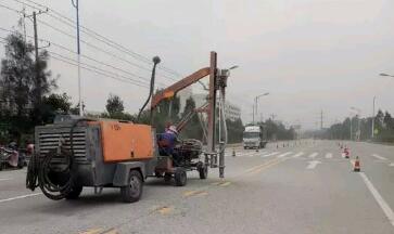 4公里的波形護欄