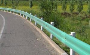 熱鍍鋅波形護欄板防撞等級的標準介紹