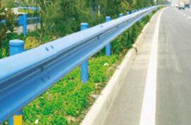 如何降低高速波形護(hù)欄板的維修價(jià)格