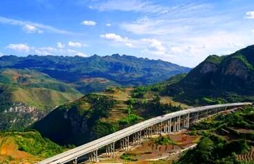 宣威大干綜合交通基礎設施建設